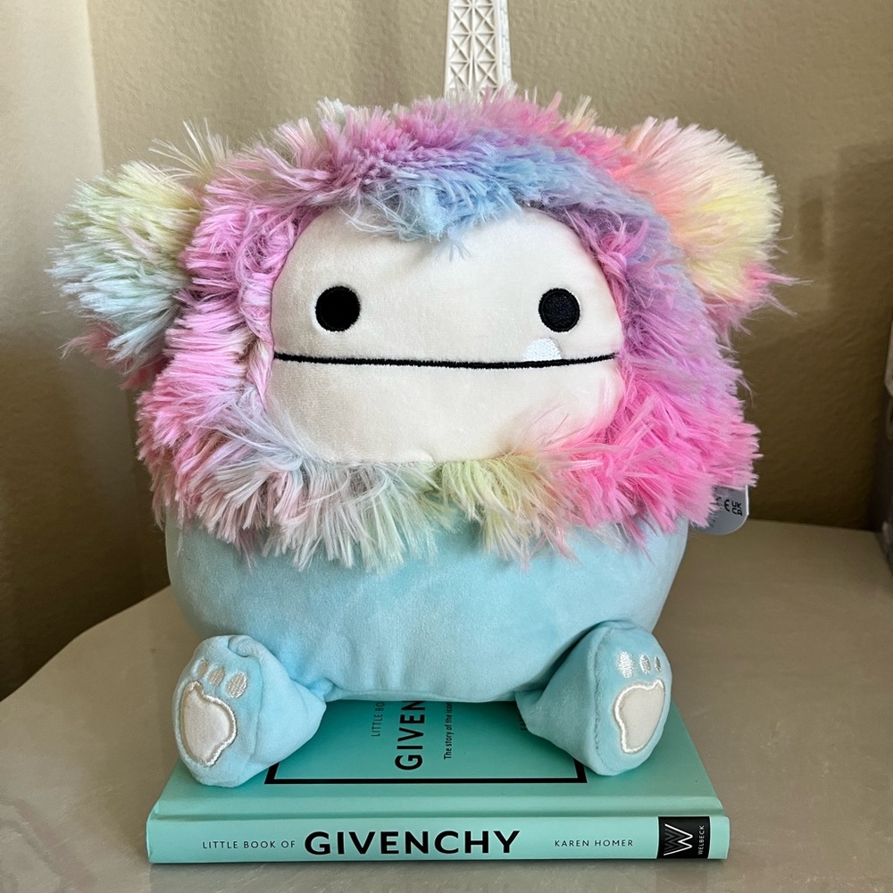 Zozo The Bigfoot Squishmallows 8” NWT
